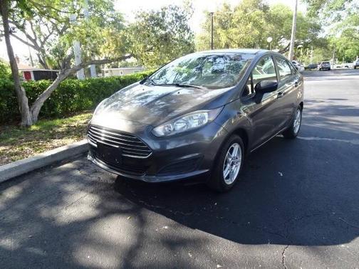 2017 Ford Fiesta SE 4dr Sedan