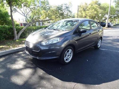 2017 Ford Fiesta SE 4dr Sedan