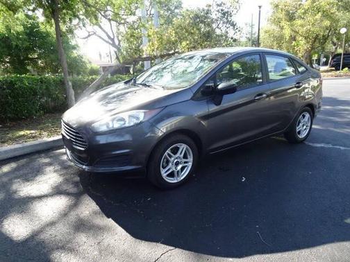 2017 Ford Fiesta SE 4dr Sedan
