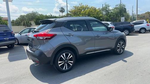 2018 Nissan Kicks SR
