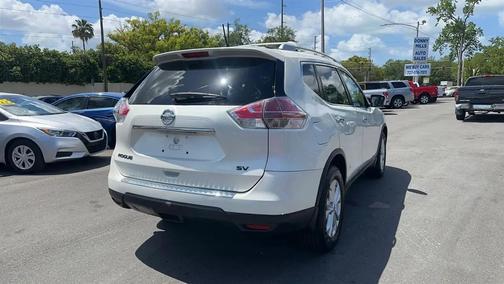 2016 Nissan Rogue SV