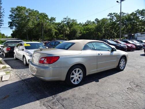 Photo 4 of 20 of 2008 Chrysler Sebring Touring