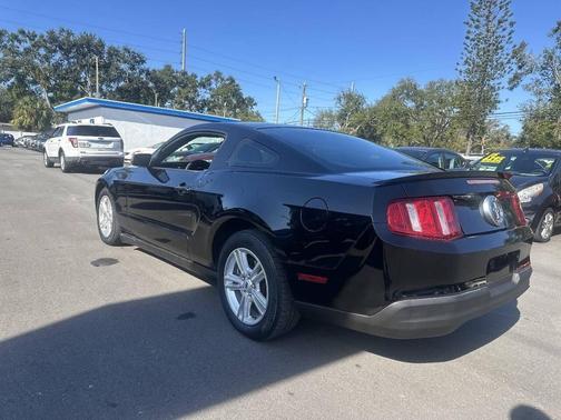 2010 Ford Mustang Base