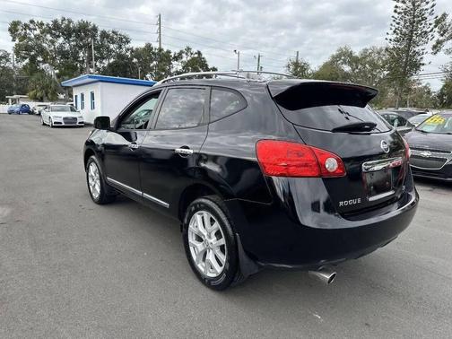 2011 Nissan Rogue SV