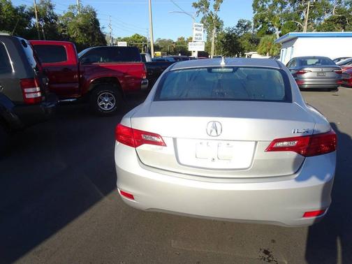 2013 Acura ILX 2.0L