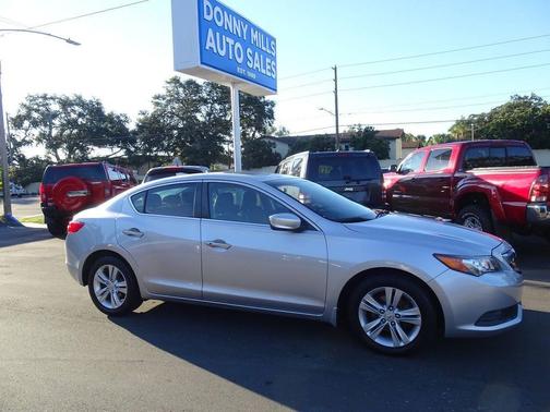 2013 Acura ILX 2.0L