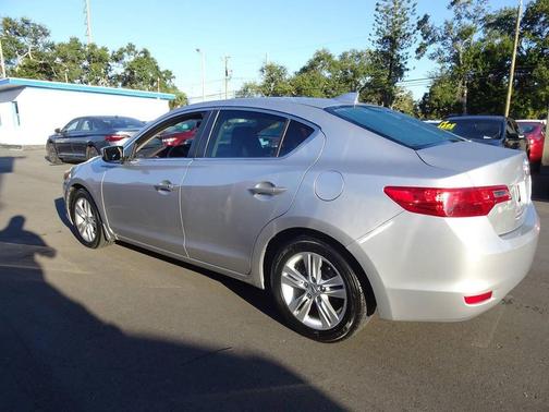 2013 Acura ILX 2.0L