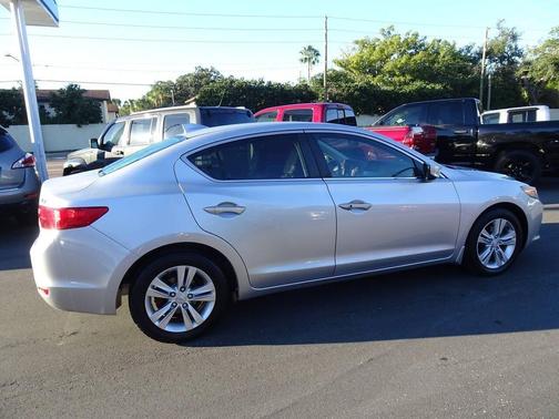 2013 Acura ILX 2.0L