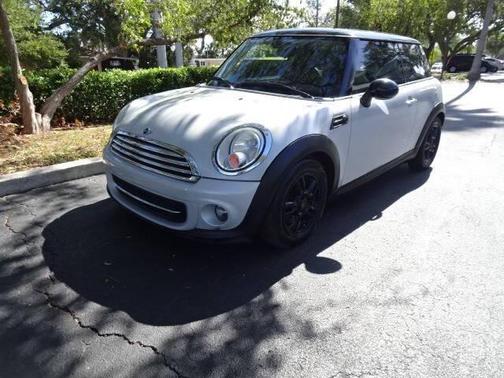 2013 MINI Hardtop Cooper