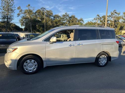 2014 Nissan Quest S