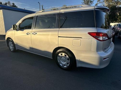 2014 Nissan Quest S