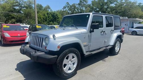 Silver 2007 Jeep Wrangler Unlimited Sahara