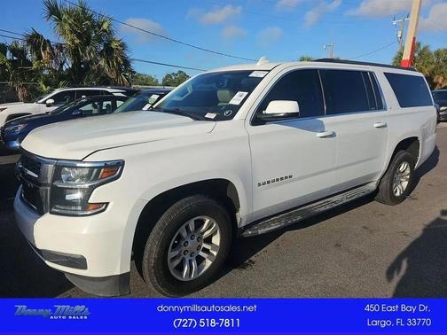 White 2015 Chevrolet Suburban 1500 LT