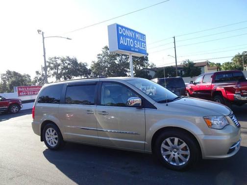 2011 Chrysler Town & Country Touring-L