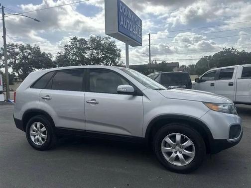 2011 Kia Sorento LX