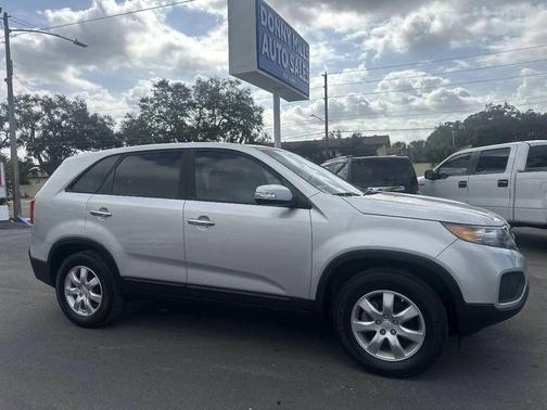 2011 Kia Sorento LX