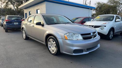 2014 Dodge Avenger SE Sedan 4D