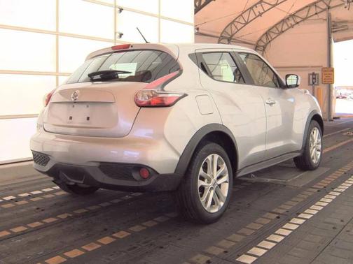2015 Nissan Juke S Sport Utility 4D