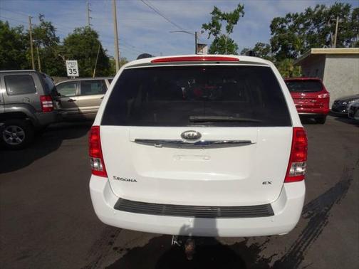 2011 Kia Sedona EX