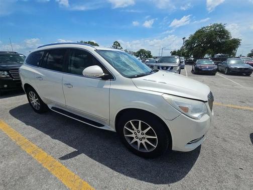 White 2013 Buick Enclave Leather