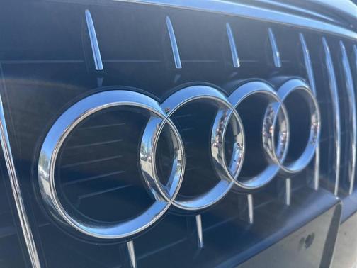 2013 Audi Q5 2.0T Premium Plus