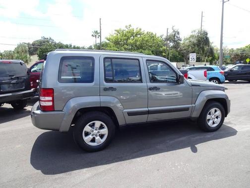 2012 Jeep Liberty Sport