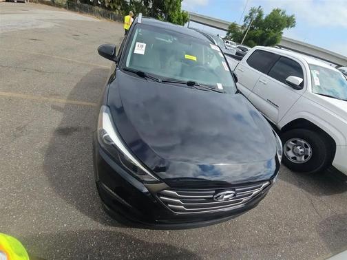 Ash Black 2016 Hyundai TUCSON SE