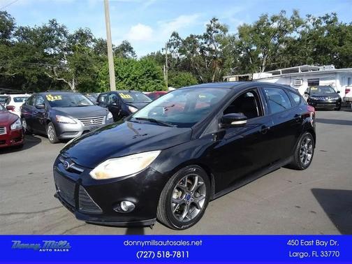 Tuxedo Black Metallic 2014 Ford Focus SE