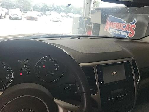 2011 Jeep Grand Cherokee Laredo