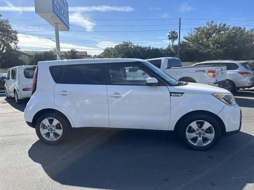 2019 Kia Soul Base