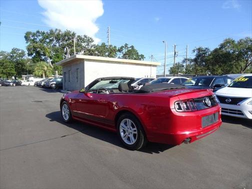 2013 Ford Mustang V6