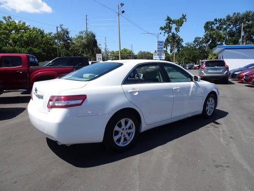 2011 Toyota Camry SE