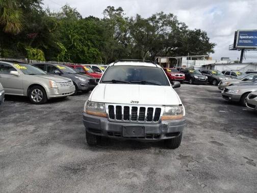 Photo 2 of 18 of 2001 Jeep Grand Cherokee Laredo