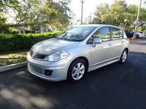 2010 Nissan Versa 1.8 SL
