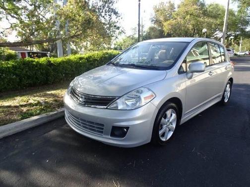 2010 Nissan Versa 1.8 SL