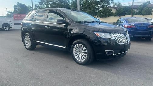 Tuxedo Black Metallic 2014 Lincoln MKX Base