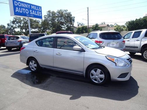 2017 Nissan Versa 1.6 SV