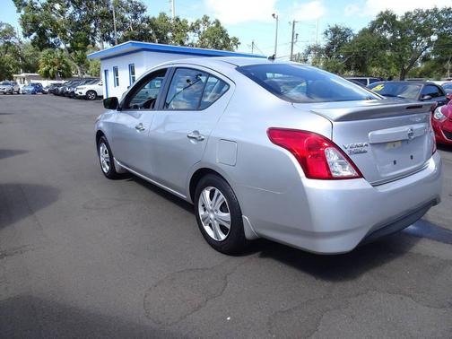 2017 Nissan Versa 1.6 SV