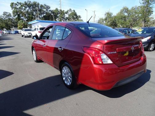 2017 Nissan Versa 1.6 SV