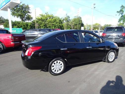 2012 Nissan Versa 1.6 S