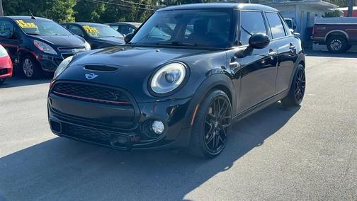 Midnight Black Metallic 2017 MINI Hardtop Cooper S