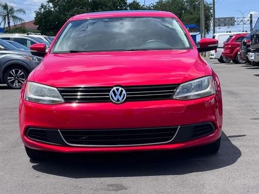 Tornado Red 2014 Volkswagen Jetta Auto SE w/Connectivity