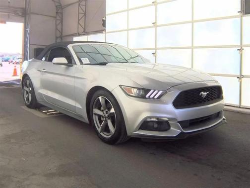 2015 Ford Mustang V6