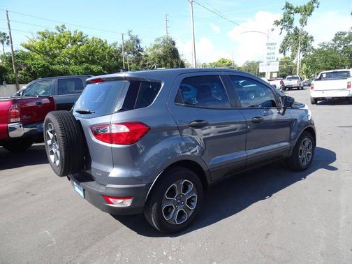 2018 Ford EcoSport S