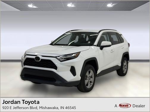 Ice Cap 2023 Toyota RAV4 XLE