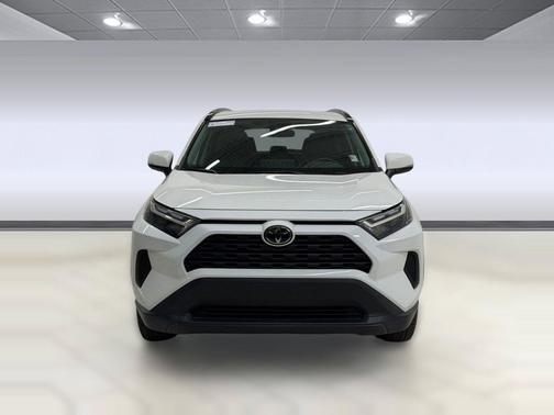 Ice Cap 2023 Toyota RAV4 XLE