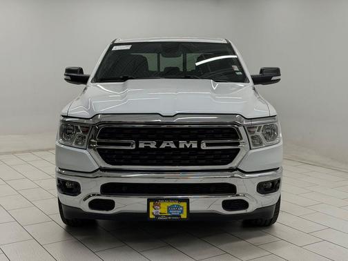 Bright White Clearcoat 2022 RAM 1500 Big Horn/Lone Star