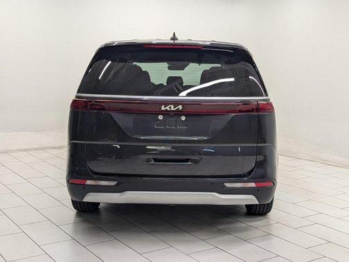 2022 Kia Carnival LXS
