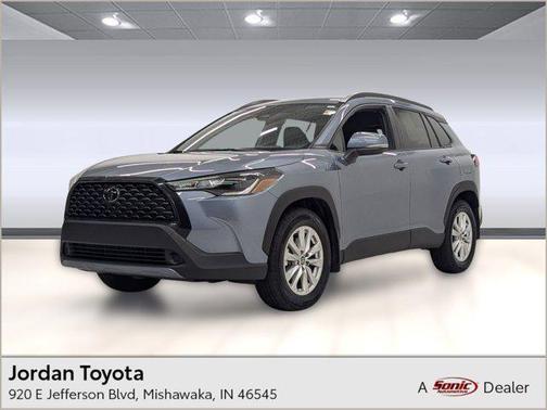 2024 Toyota Corolla Cross LE