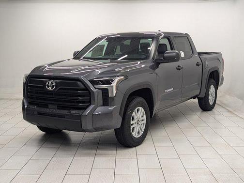 2025 Toyota Tundra SR